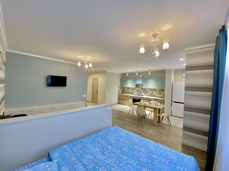 Современная, светлая, уютная квартира в центре Хер... #14