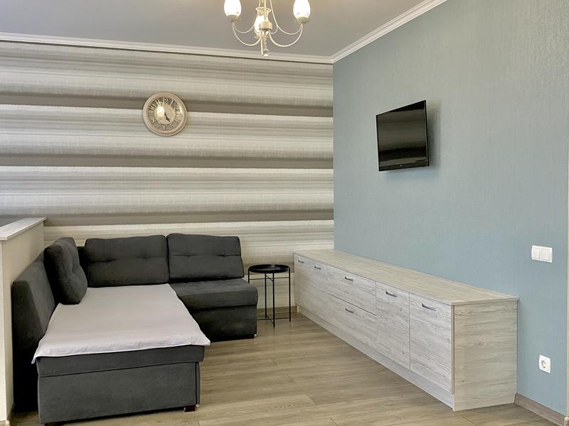 Современная, светлая, уютная квартира в центре Хер... #16