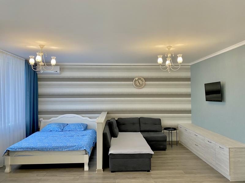 Современная, светлая, уютная квартира в центре Хер... #17