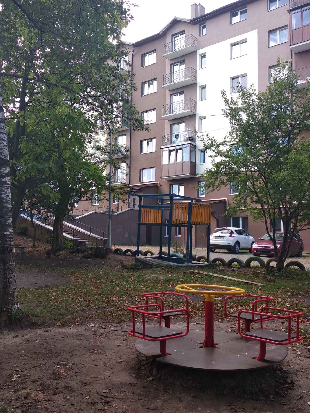 Квартира в центре Трускавца в новом доме #11