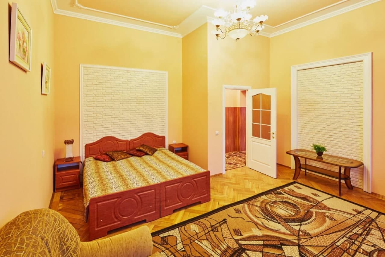 Двухкомнатная квартира во Львове #3