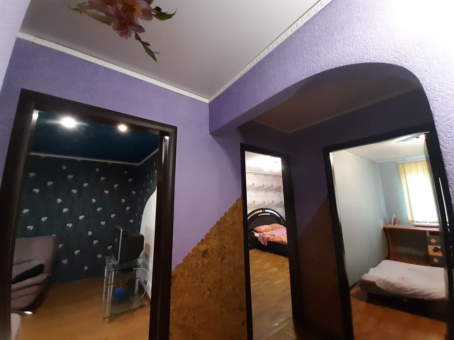 3-х комнатная квартир на Космонавтов! Ашан,Метро,С... #9