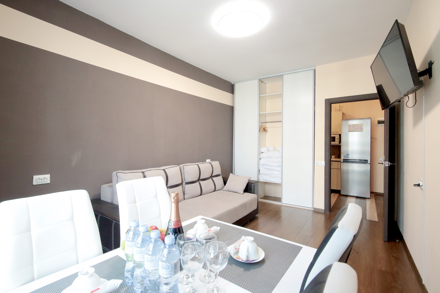 Deluxe Apartments 1221 #13