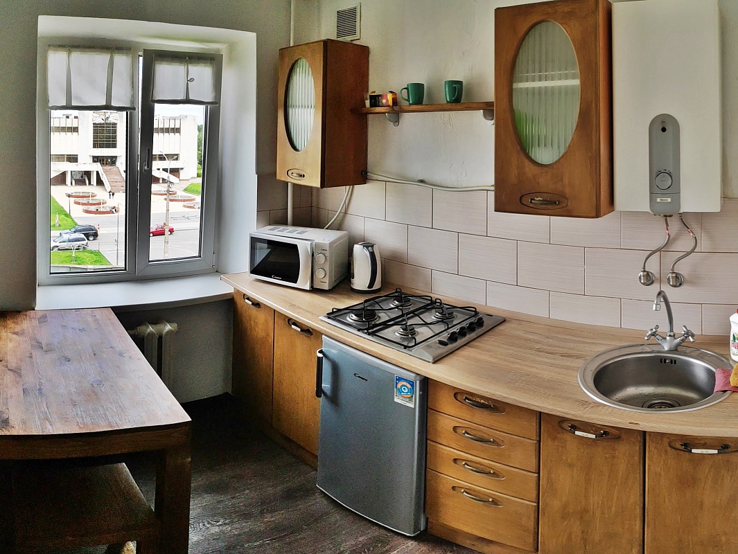 Квартира с видом на загс, все удобства #4