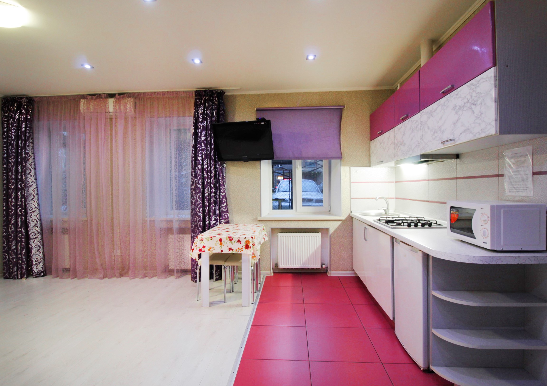 Сдаётся 2-х комнатная квартира посуточно #4