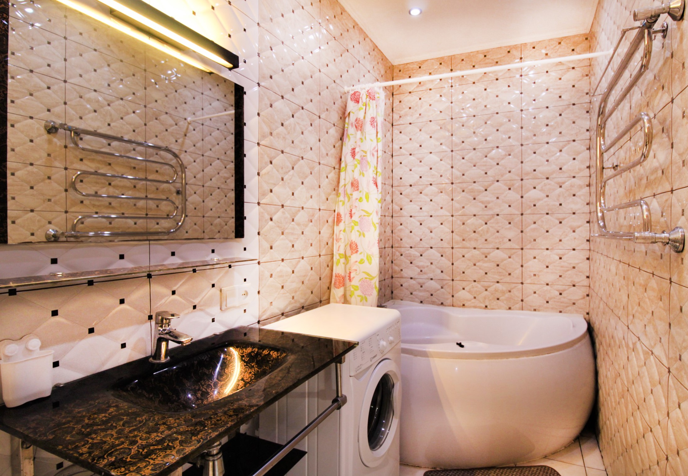 Сдаётся 2-х комнатная квартира посуточно #11