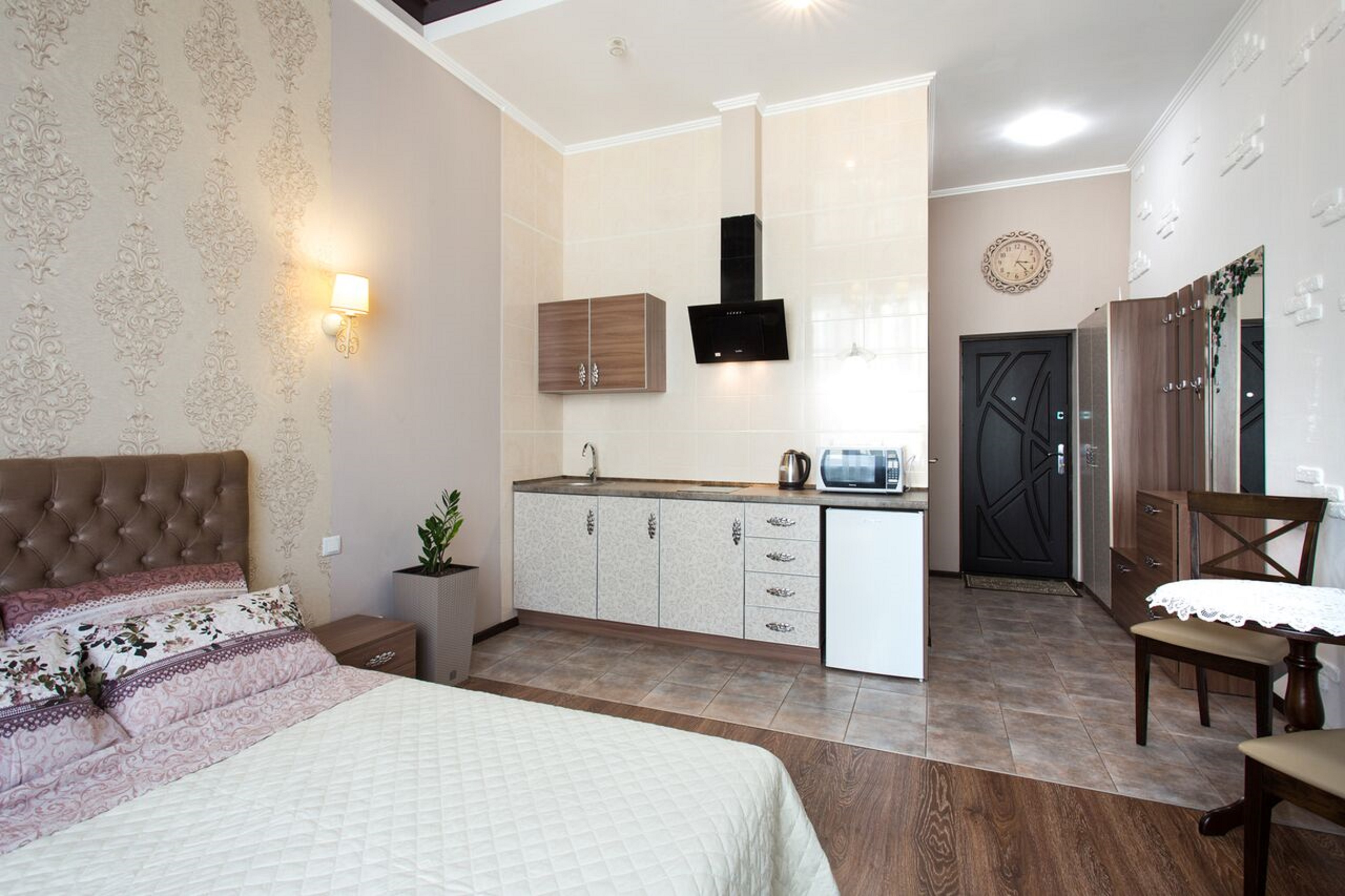 Красивая квартира в центре, Овир, Никольский, Аве... #2