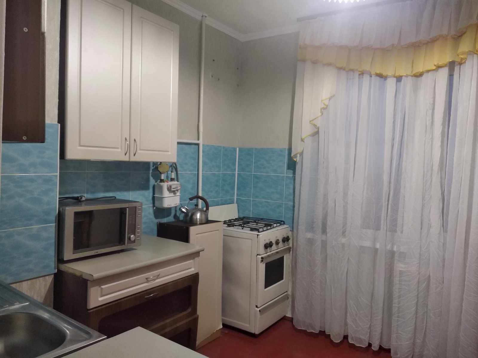 Однокімнатна квартира поруч із центром міста #2