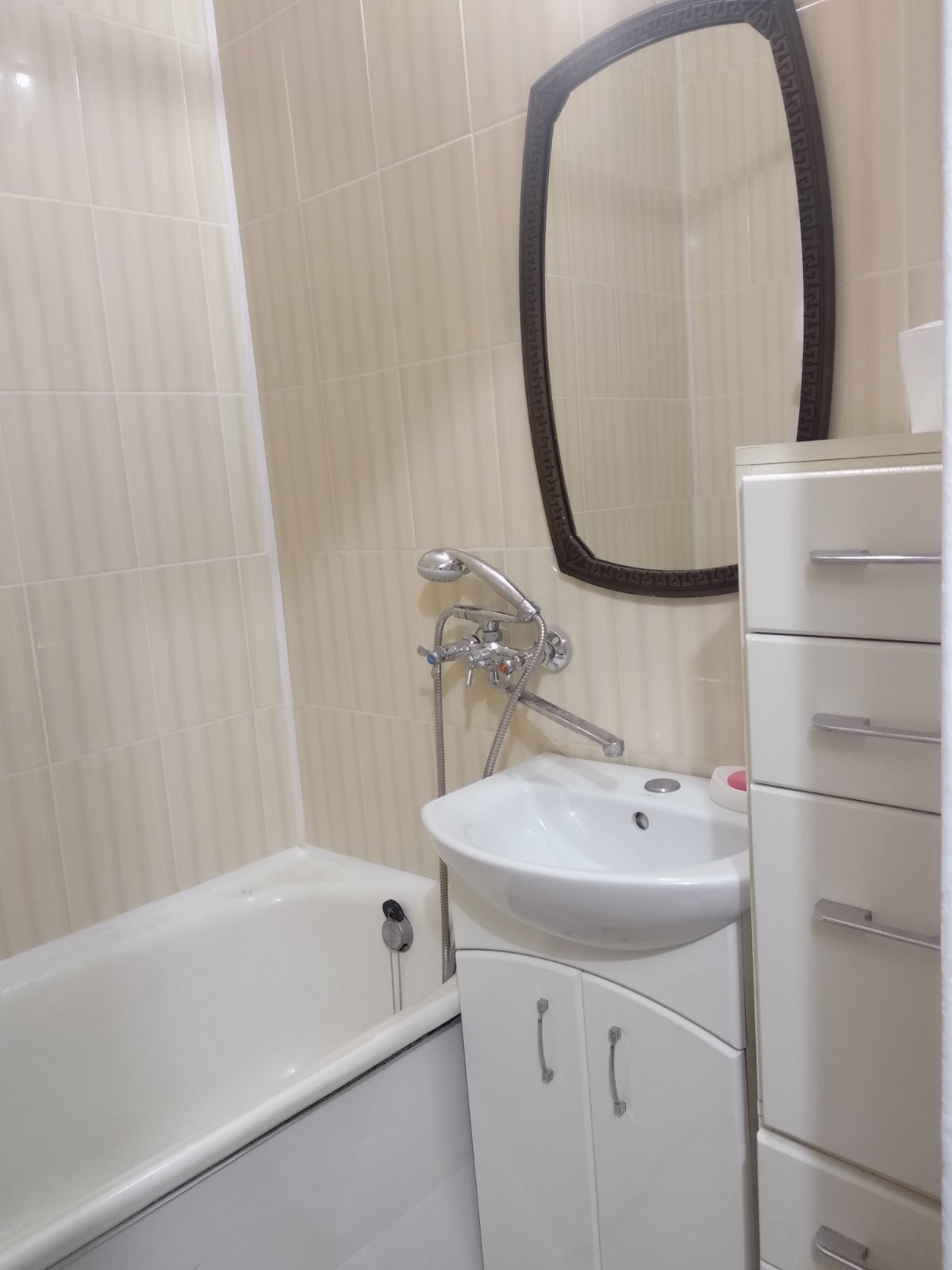 Однокімнатна квартира поруч із центром міста #8