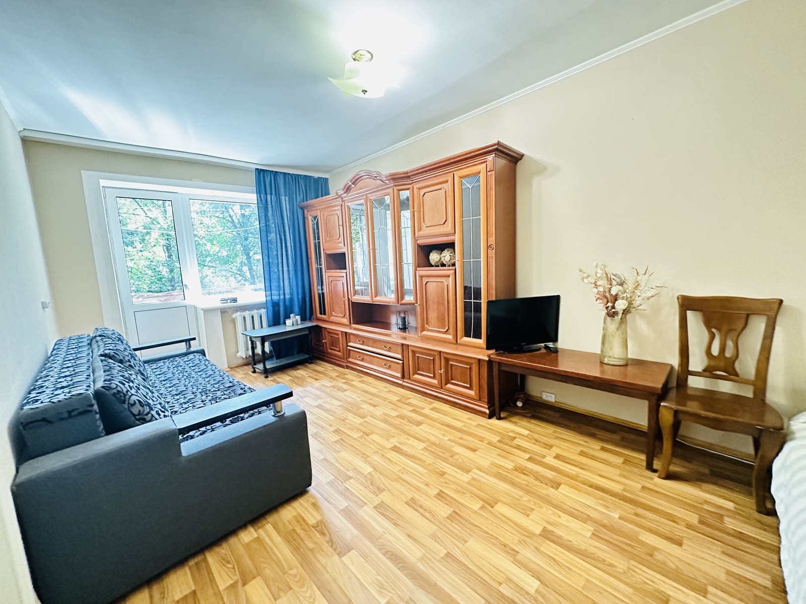 Своя 1к посуточно Новые дома, ХТЗ, метро Дворец сп... #2