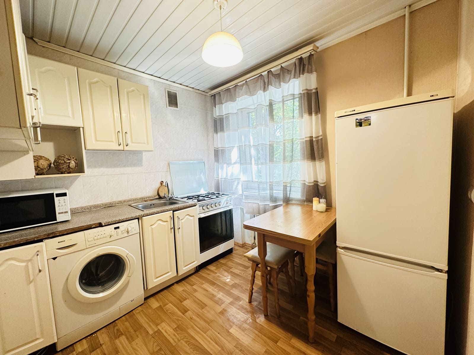 Своя 1к посуточно Новые дома, ХТЗ, метро Дворец сп... #4