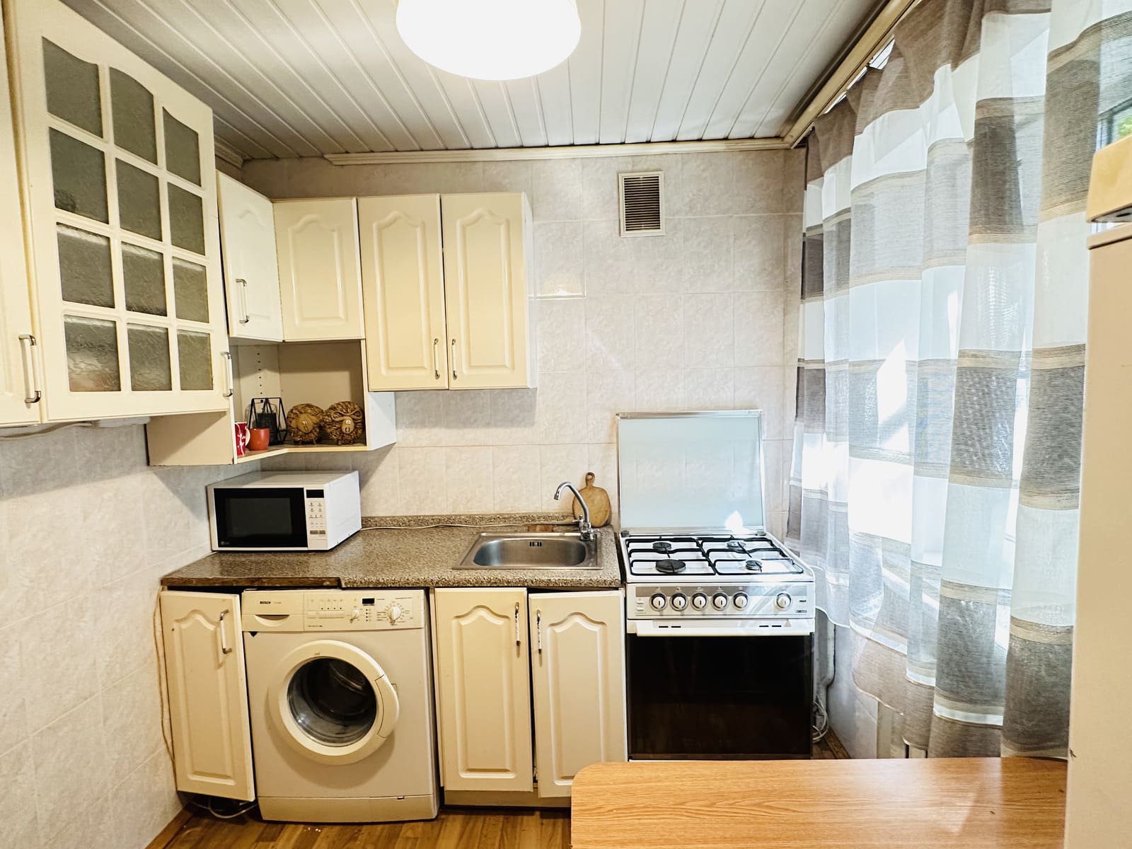 Своя 1к посуточно Новые дома, ХТЗ, метро Дворец сп... #5