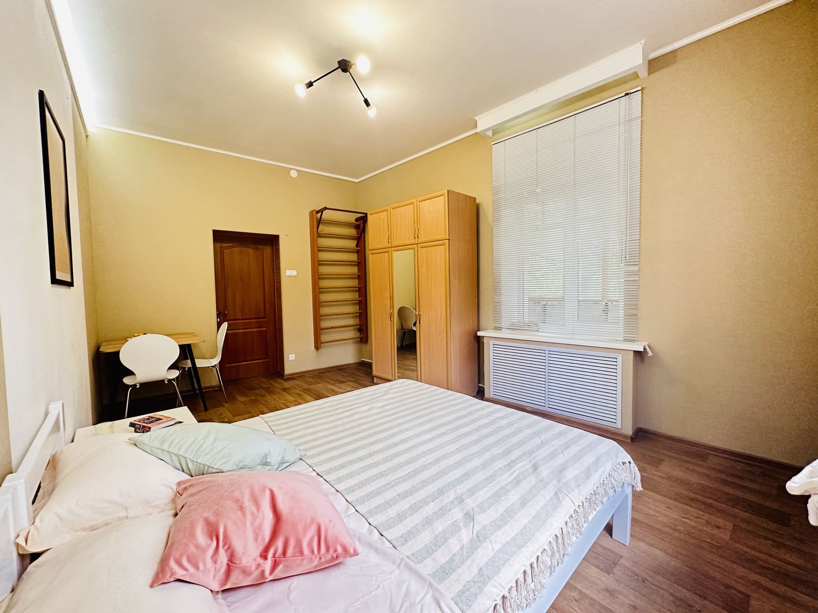 Посуточно покомнатно комнату в 4-х комнатной кварт... #4