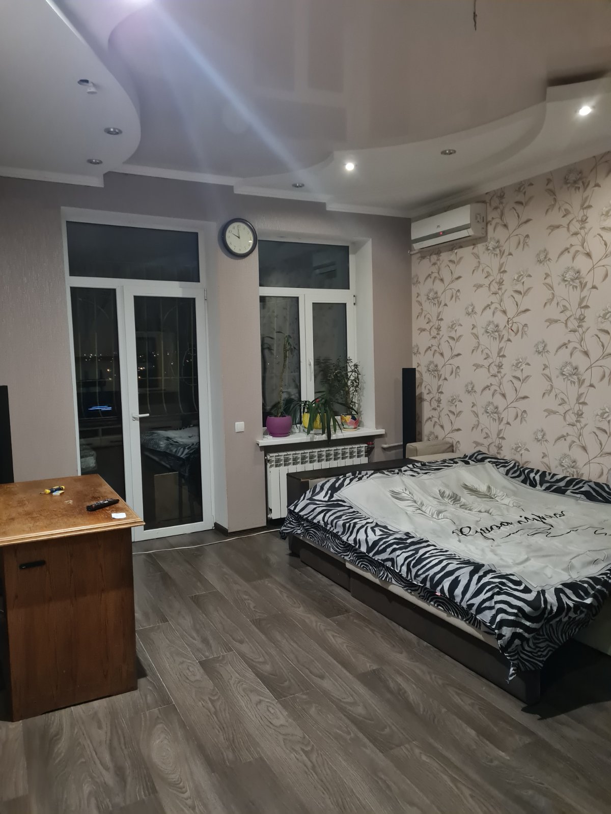 Аренда На (Петровского), Посуточно, квартира #12