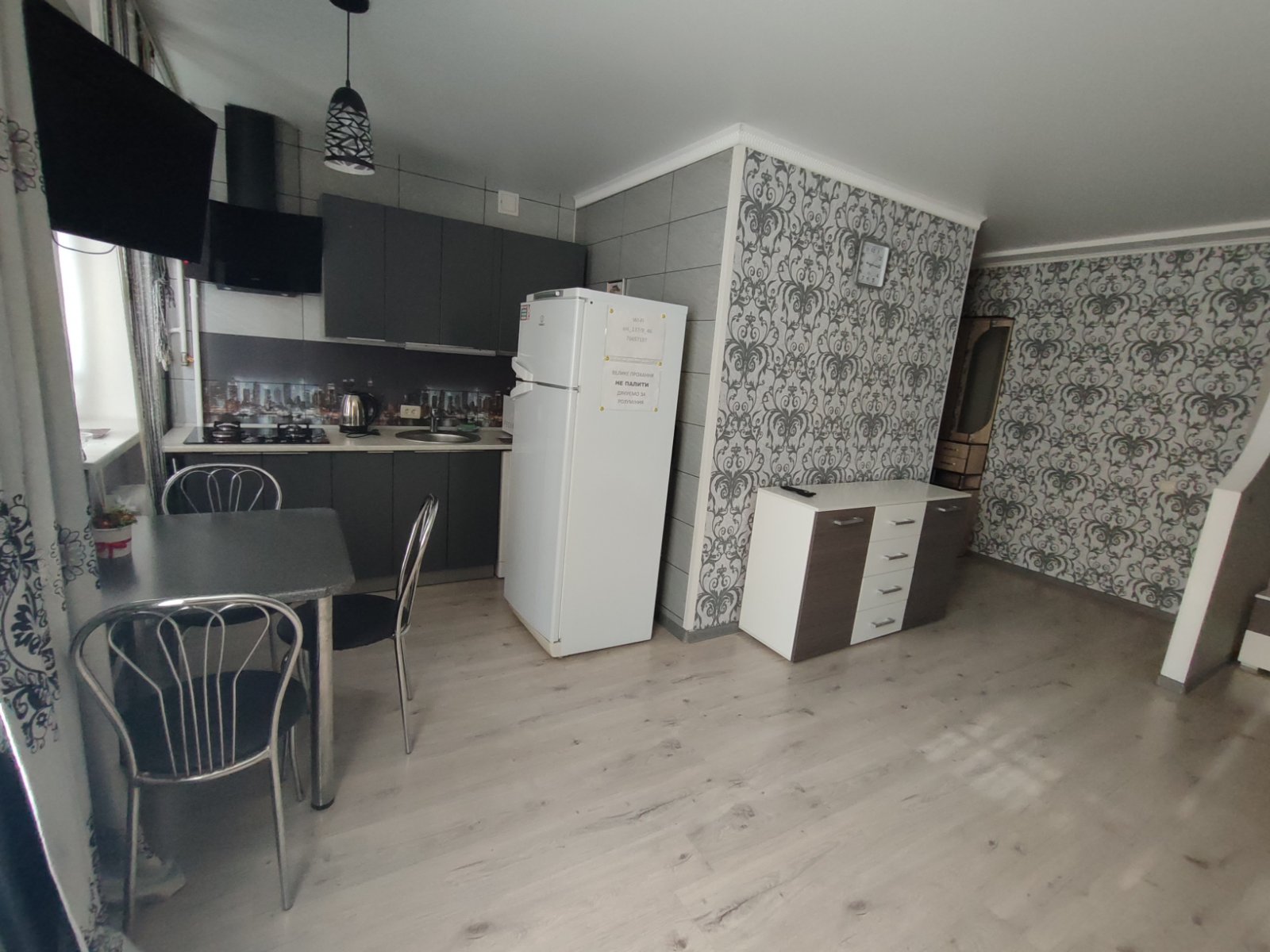 Однокімнатна квартира в центрі міста Гоголя,137/8 #5