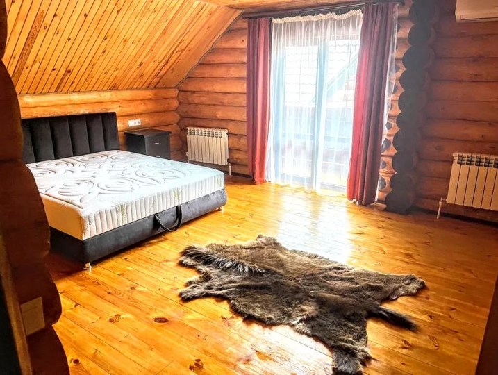 210 Затишний котедж подобово в Києві #4