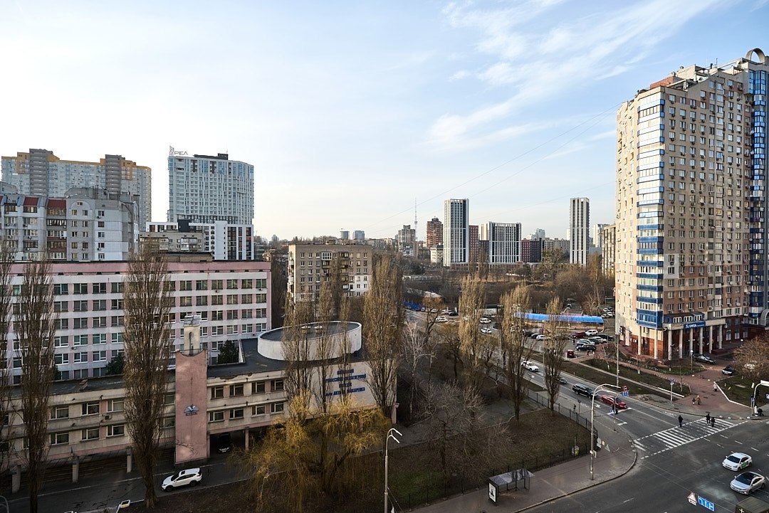 Квартира в новом доме в Киеве посуточно. Метро Лук... #20