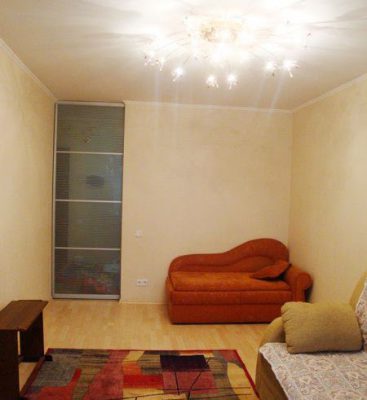 Квартира посуточно почасово Киев Дарница #3