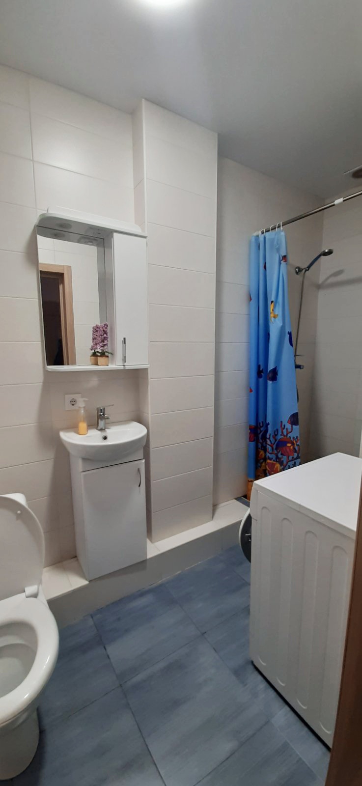 Сдам просторную студию в новострое посуточно #7