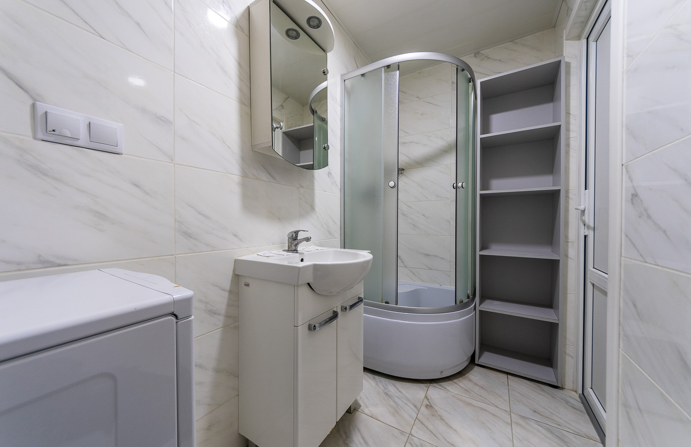 Сучасна студія  у SmartHouse поруч із метро «Берес... #13