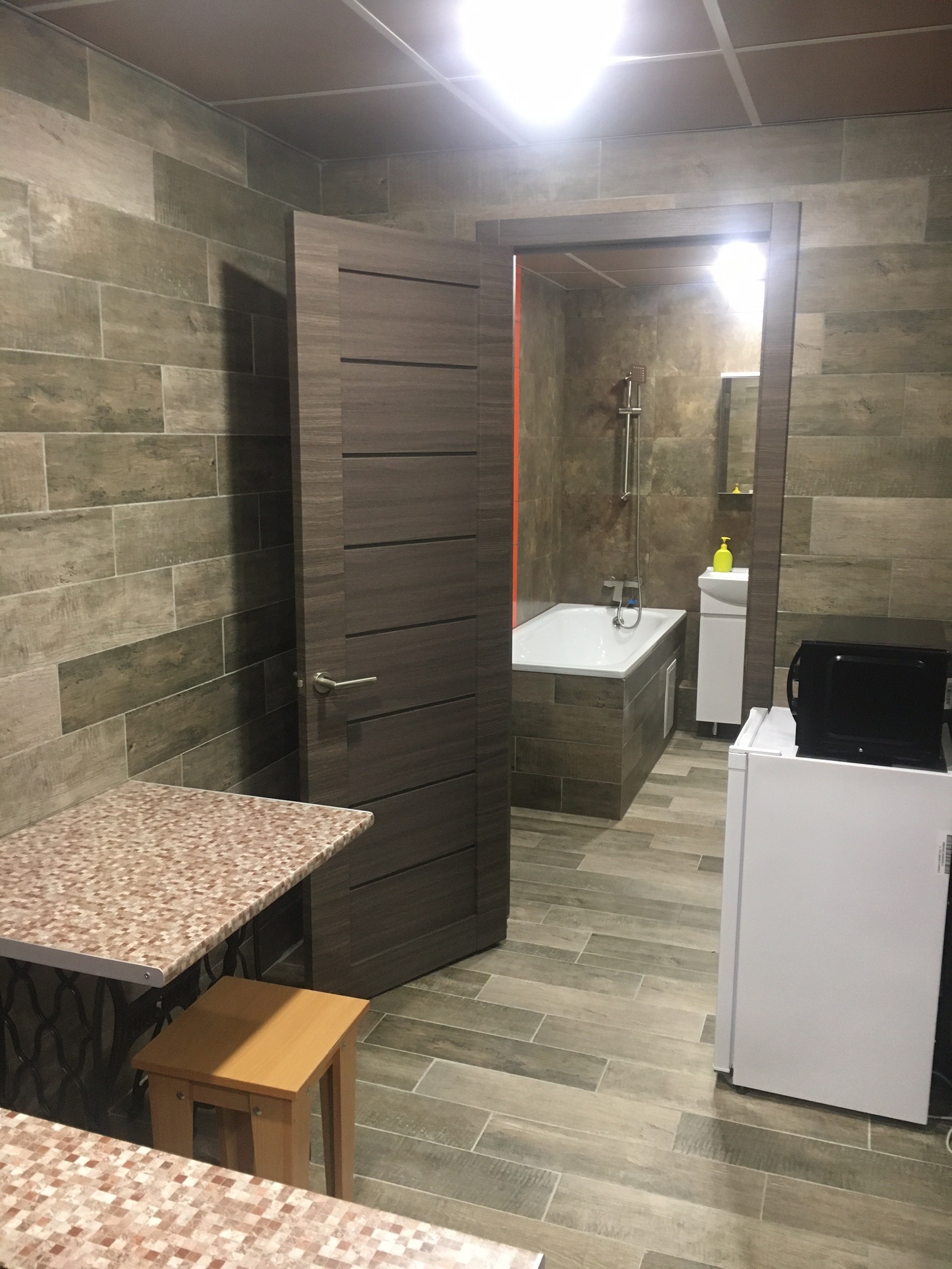 Квартира Кривой Рог центр 95 квартал почасово посу... #3