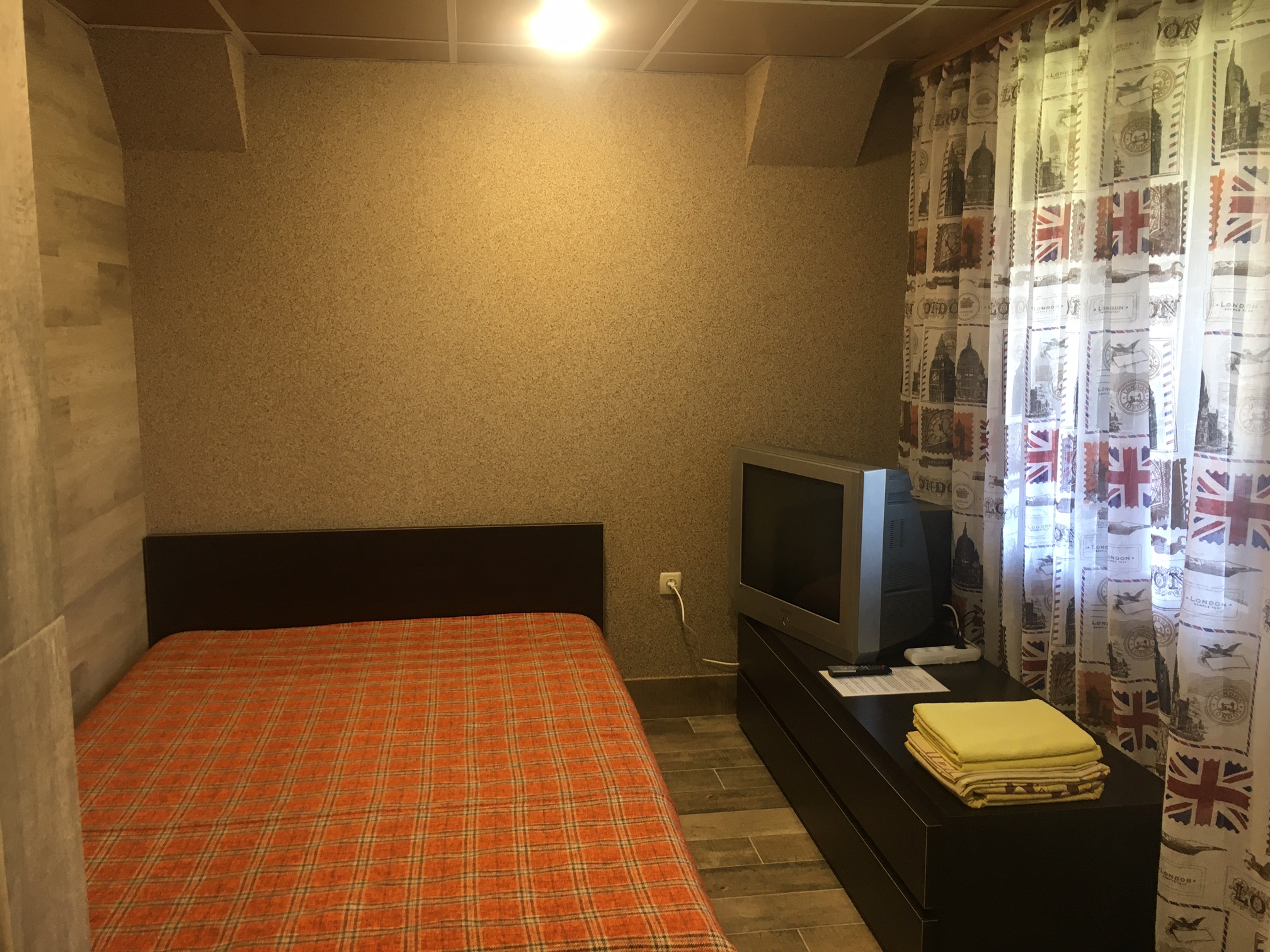 Квартира Кривой Рог центр 95 квартал почасово посу... #5