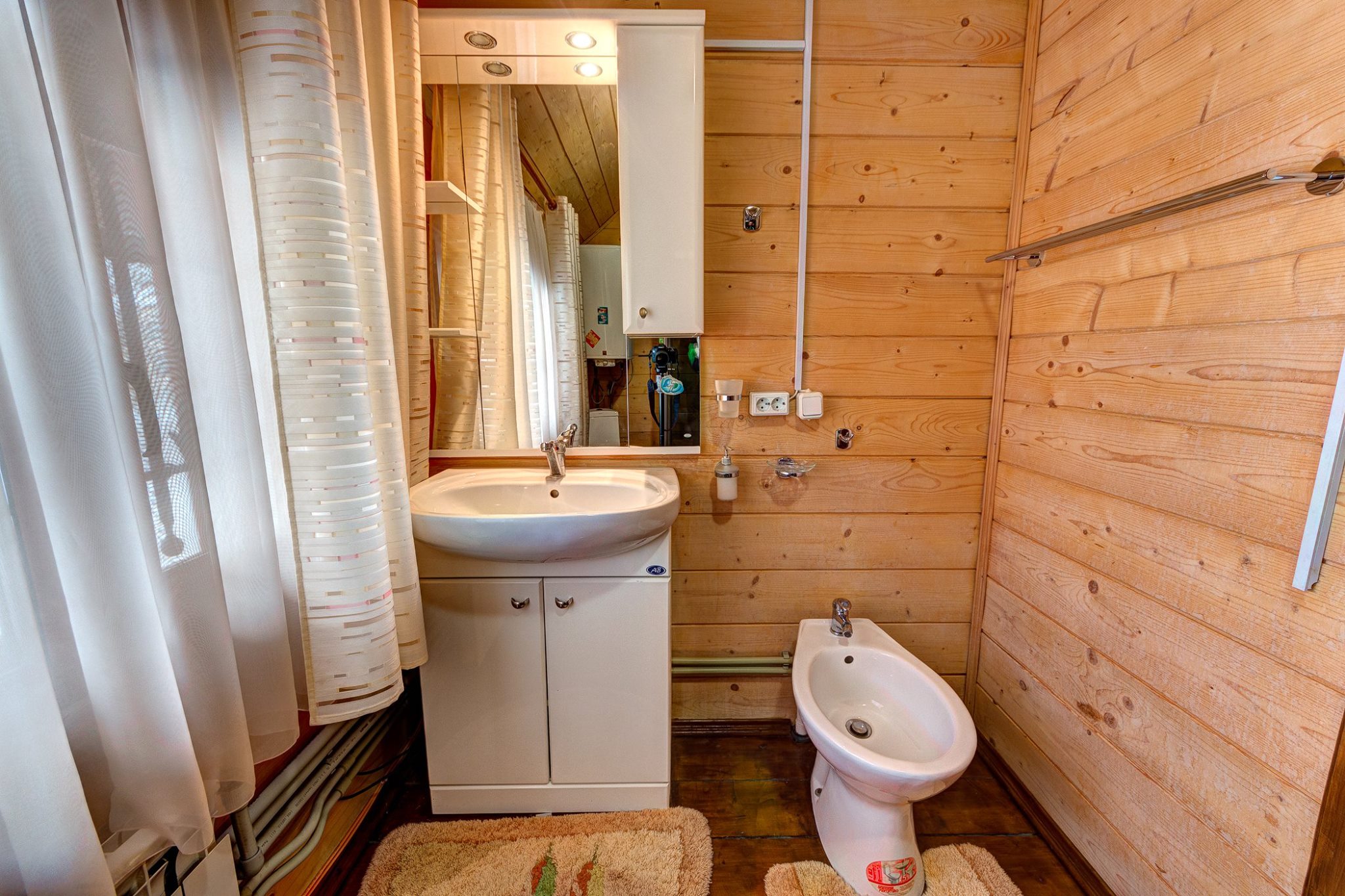 Оренда двоповерхового будинку на 10 осіб в Поляниц... #8