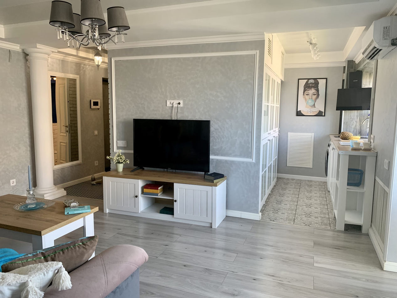 VIP 2-к апартаменты на Фестивальной со стильным ди... #4