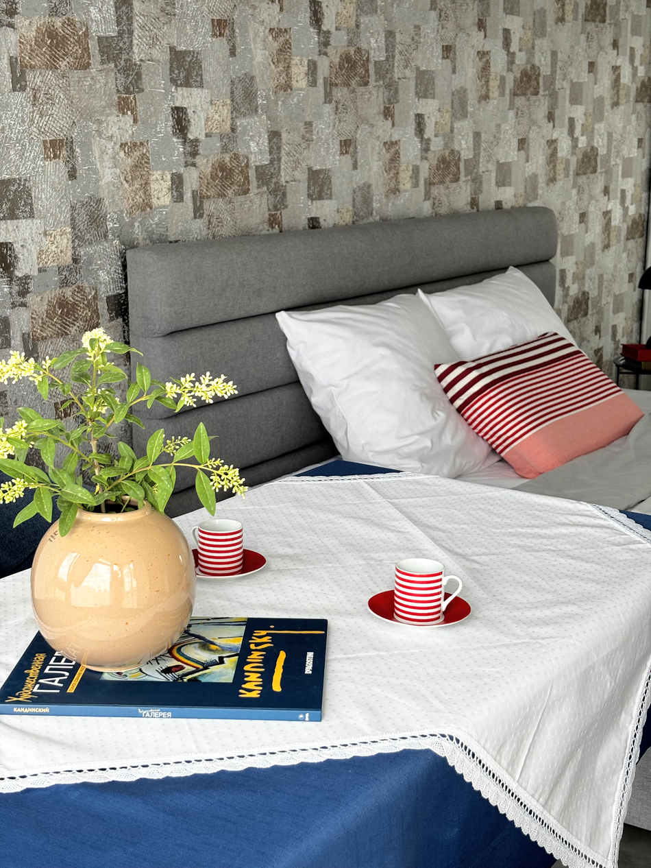 Однокомнатный люкс, студия на Школьной 44а #4