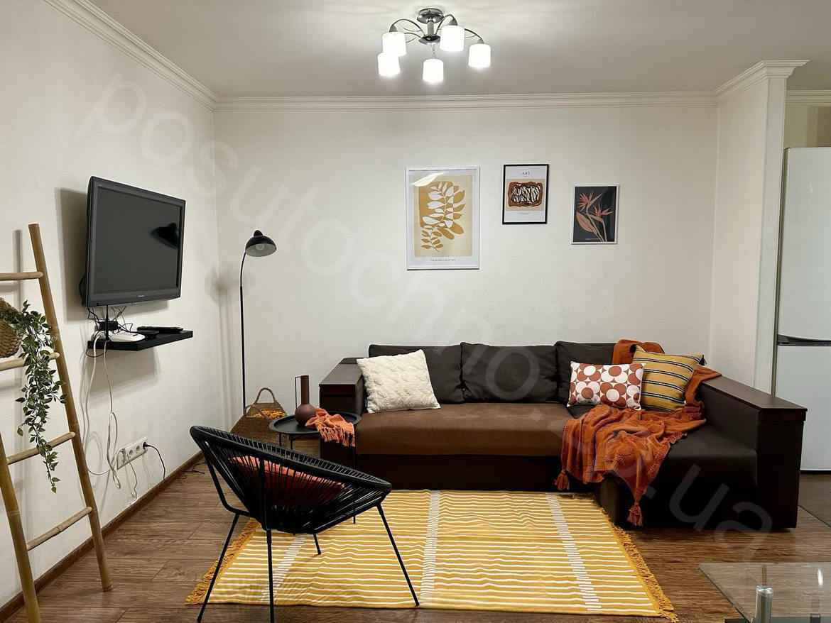 Посуточно 2-х комнатный люкс на ул.Дивногорская -... #2