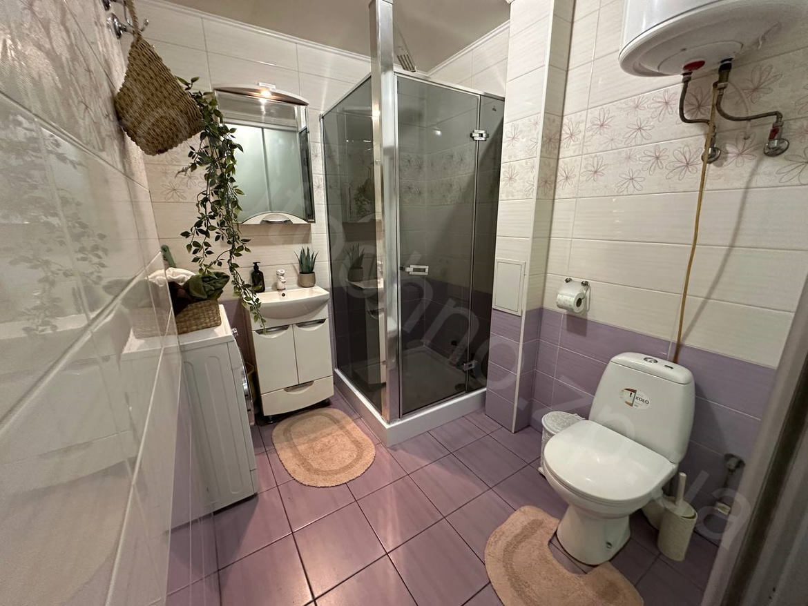 Посуточно 2-х комнатный люкс на ул.Дивногорская -... #10