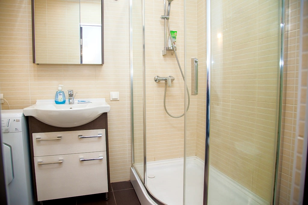 Посуточно 1-комнатный полулюкс ул.Украинская 43 #9