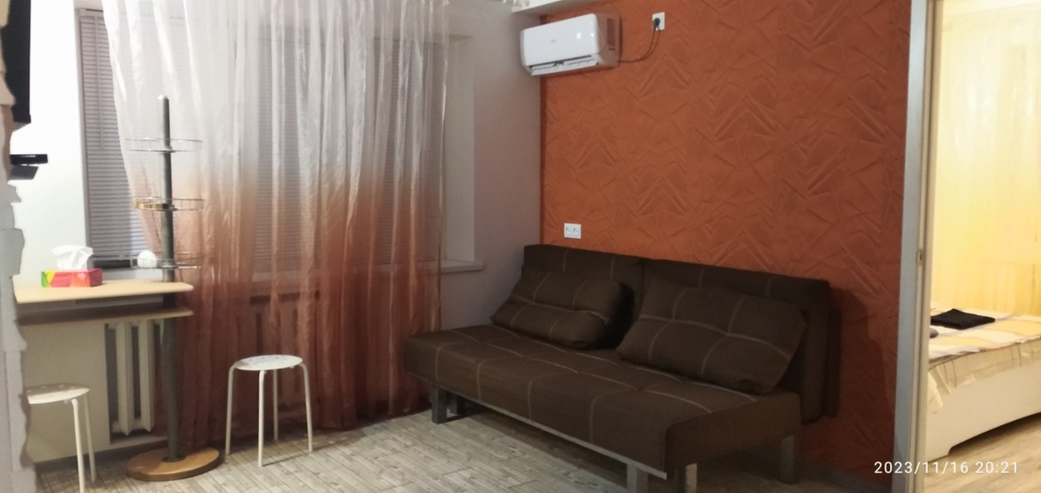 Посуточно 2-х комнатный полулюкс на бул. Центральн... #3