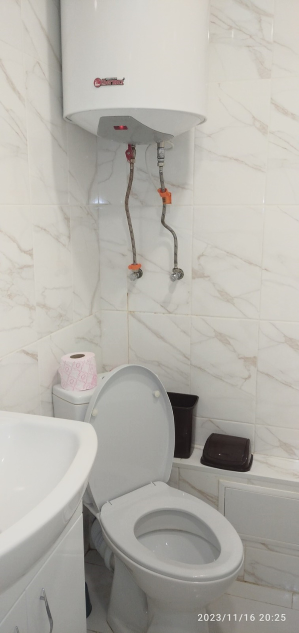 Посуточно 2-х комнатный полулюкс на бул. Центральн... #12