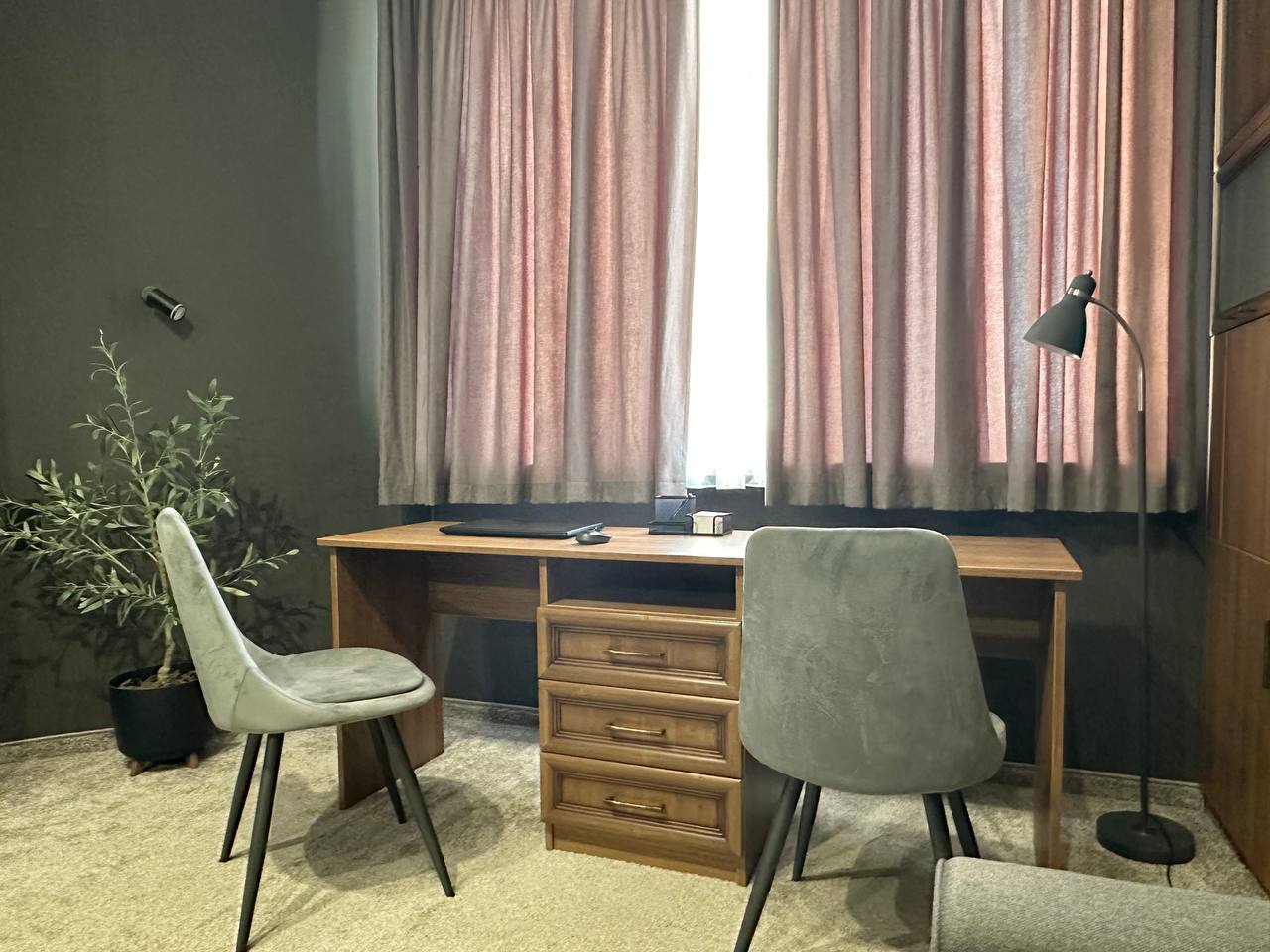 Стильная VIP-студия на Гагарина 3 с отличным видом... #6