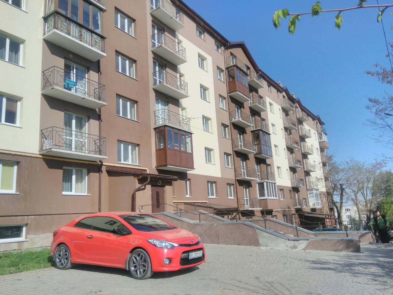 Квартира в центре Трускавца в новом доме #12