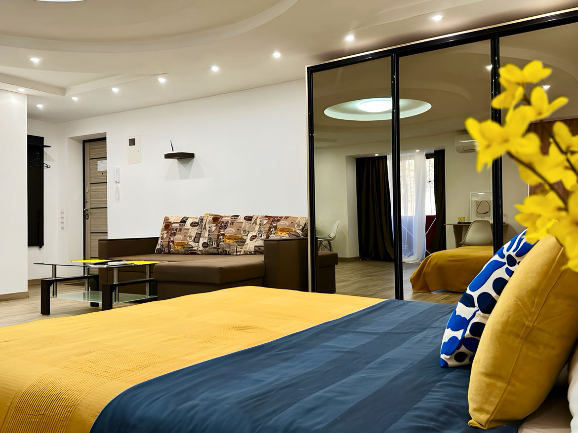 Посуточно 1-комнатная люкс-студия, ул.Патриотическ... #8