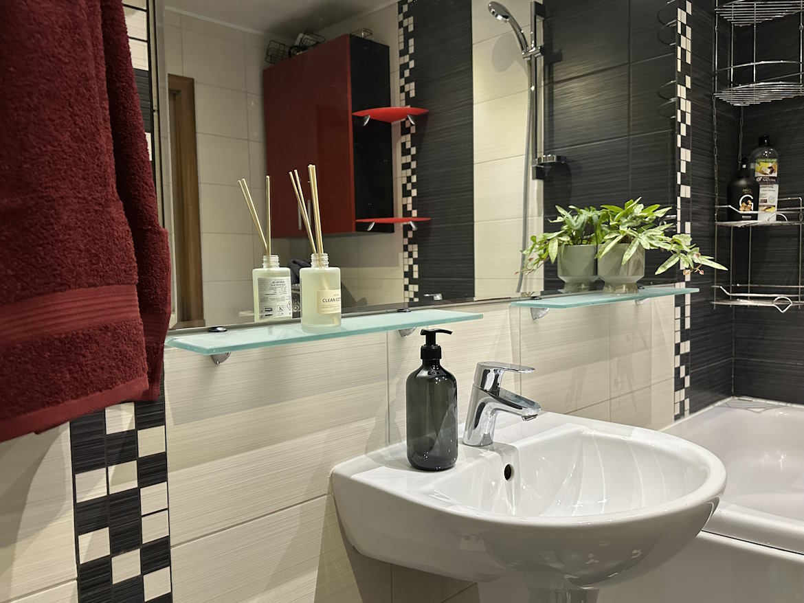 2-к ЛЮКС с отличным видом рядом с пл. Университетс... #14