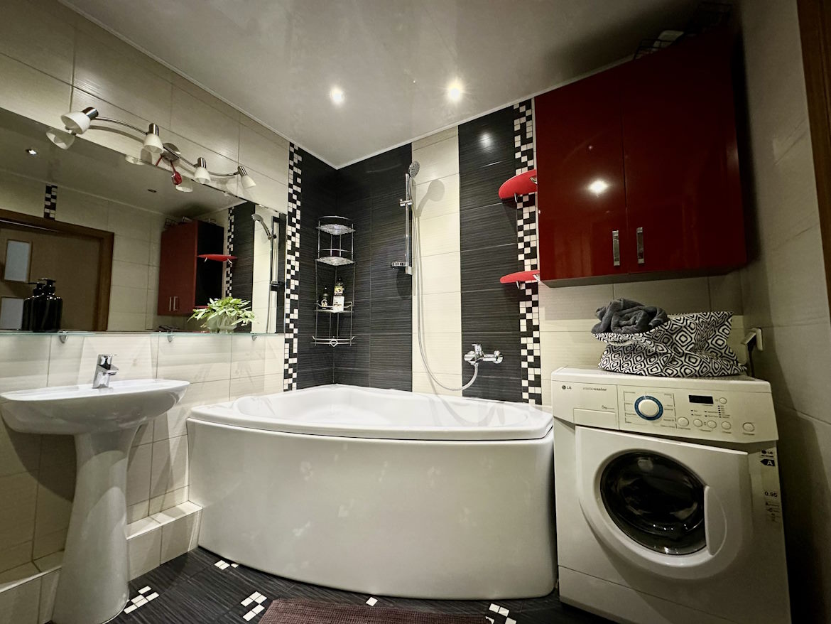 2-к ЛЮКС с отличным видом рядом с пл. Университетс... #18