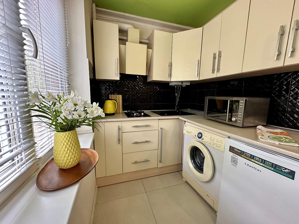 Отличный 2-комнатный полулюкс по ул.Победы 87а ряд... #9