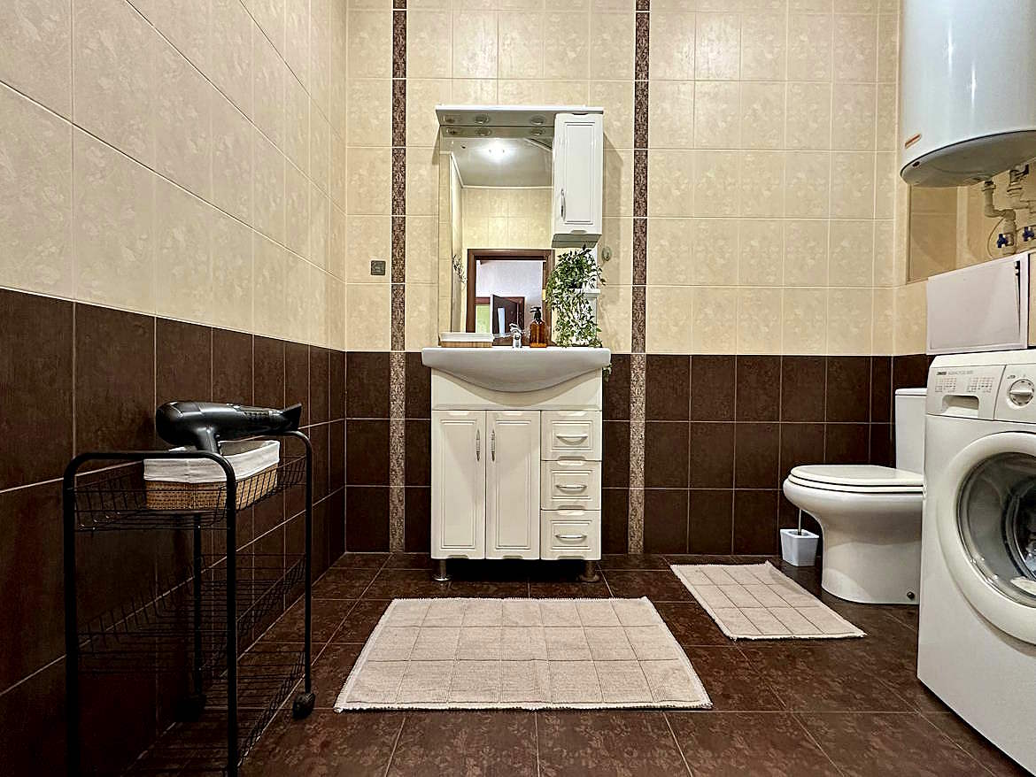 2-ком. Полулюкс на проспекте Соборный 212, район б... #11