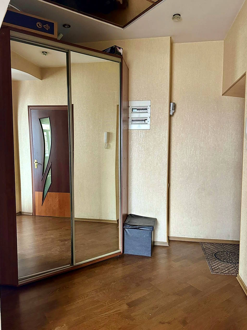 2-ком. Полулюкс на проспекте Соборный 212, район б... #14