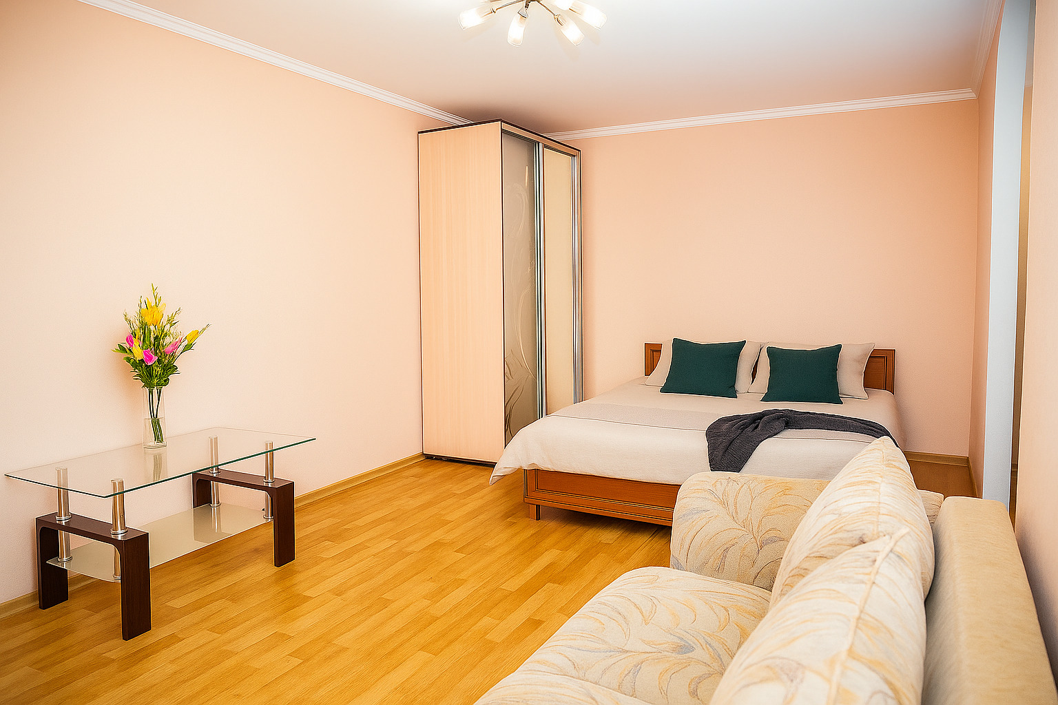 Однокомнатная квартира посуточно на ул.Независимой... #3