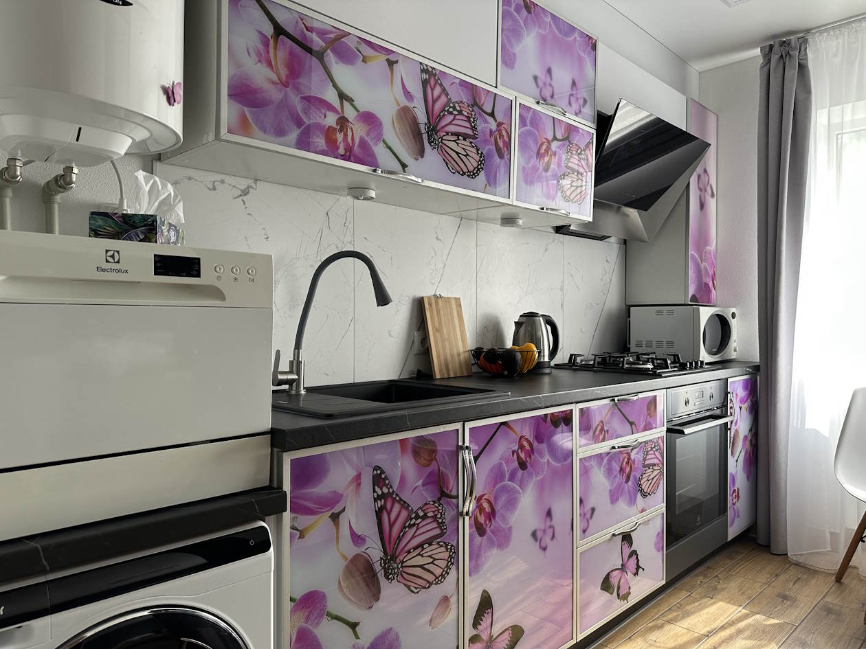 Люкс студия посуточно на ул. Каменогорской 16 рядо... #6