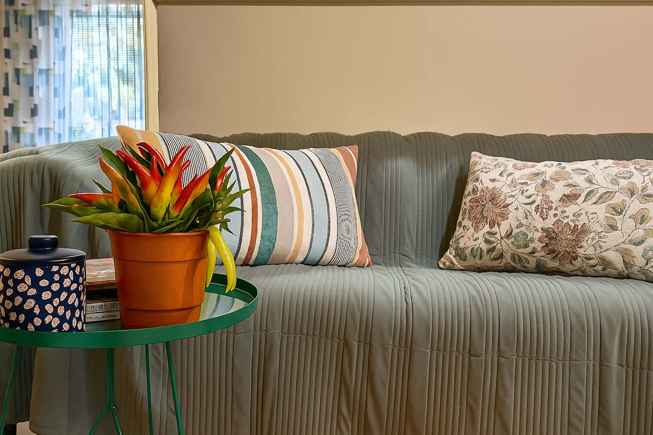 Просторная 2-ком. квартира с лоджией посуточно. Це... #6