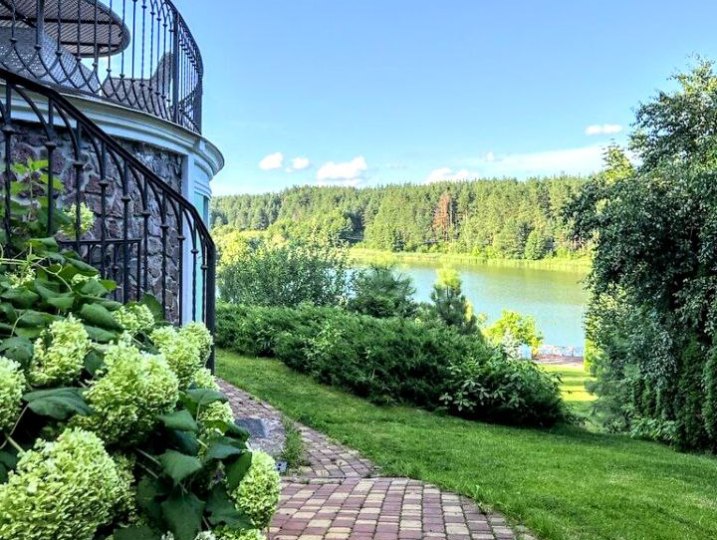 453 ВІП будинок подобово з басейном #2