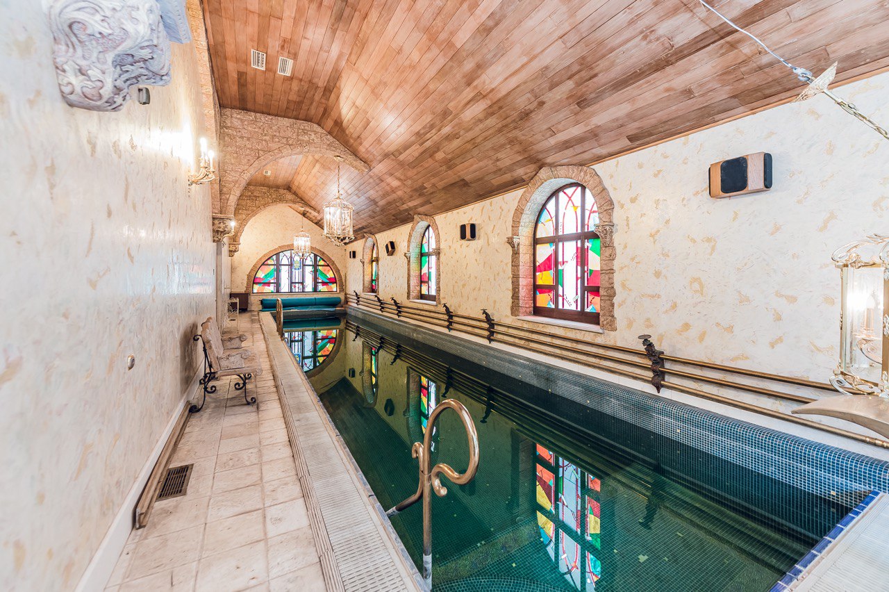 250а-17 для відпочинку подобово з басейном #1