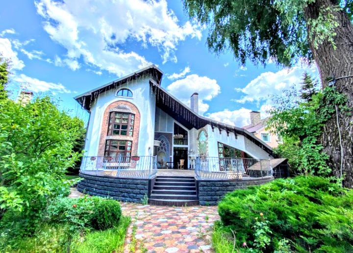 250а-17 для відпочинку подобово з басейном #9