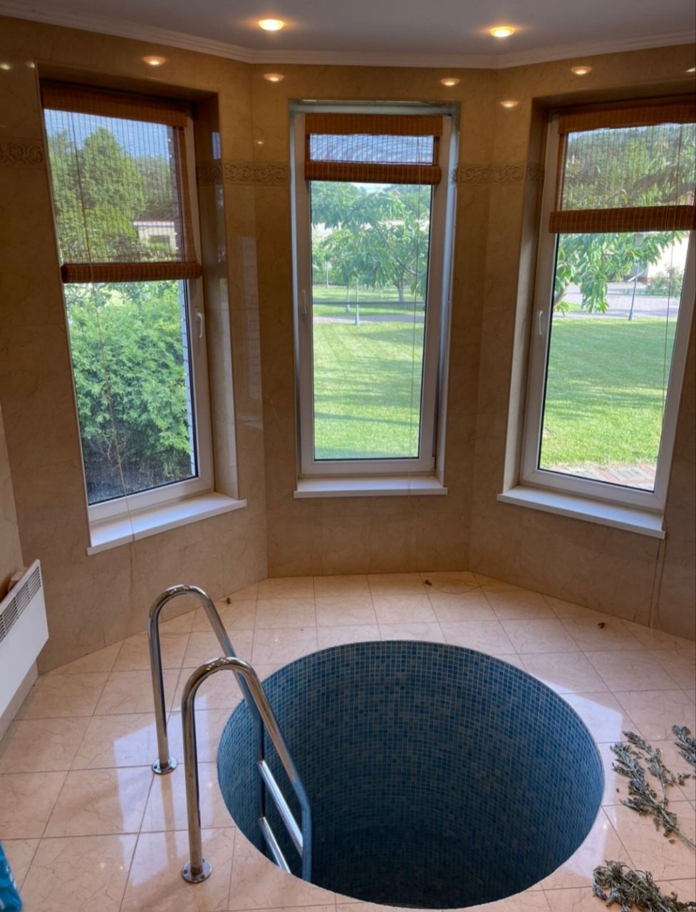 661 Будинок подобово з теплим басейном #9