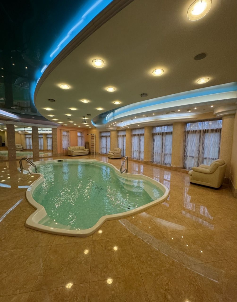 661 Будинок подобово з теплим басейном #15